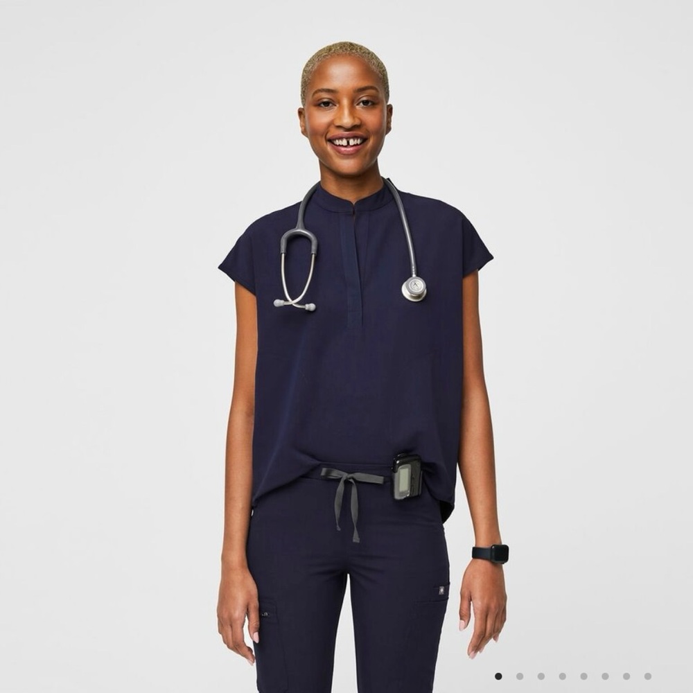 Figs Navy Rafaela Top XXS